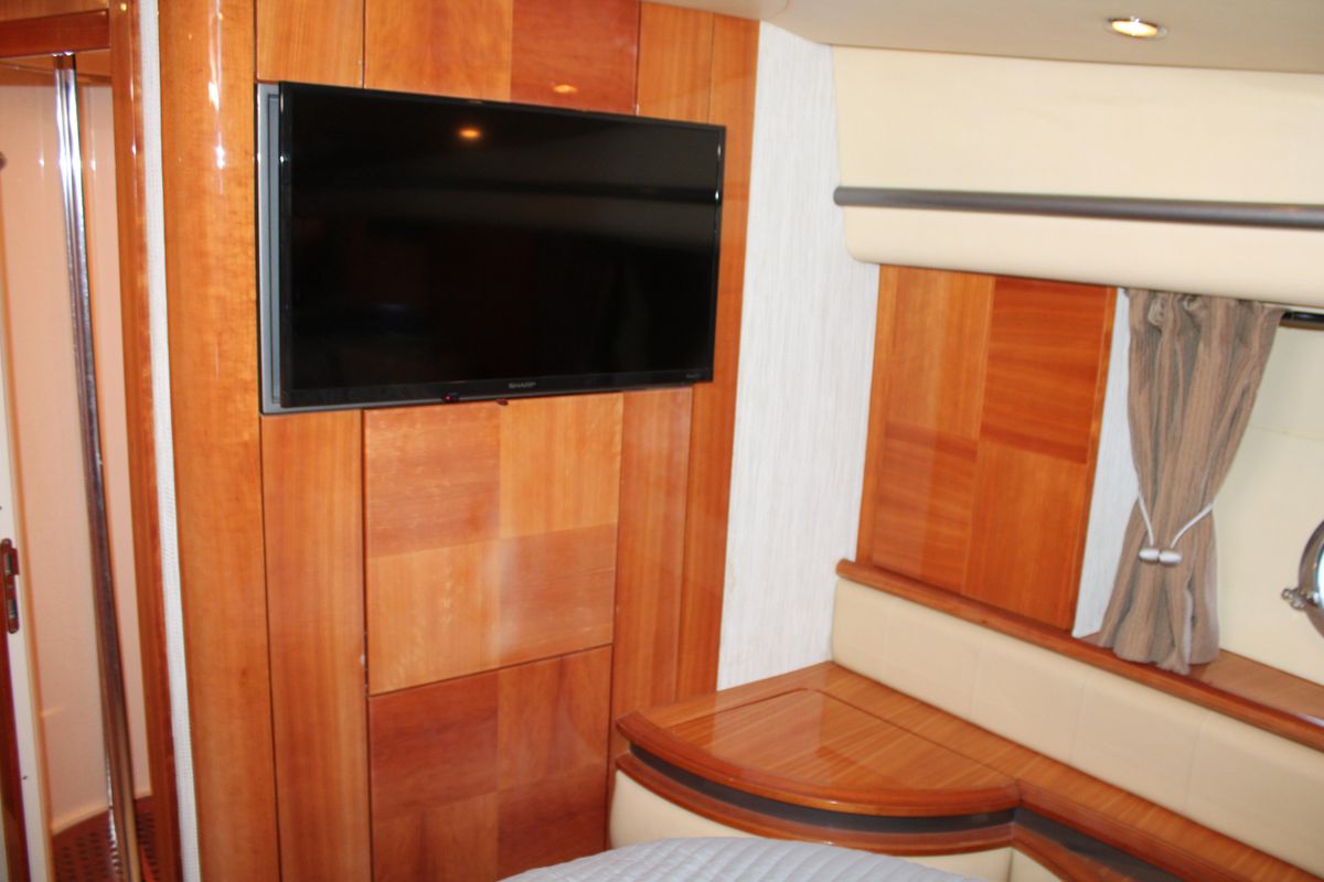 2006 Azimut 52 