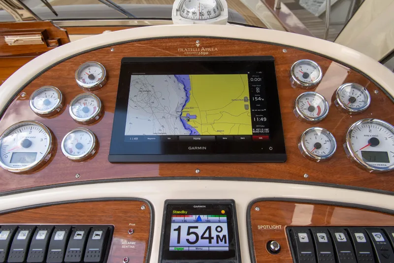 Fratelli Aprea Sorrento 32 Yacht Photos Pics Fratelli Aprea Sorrento 32 dashboard with Garmin navigation system, 2020 model.