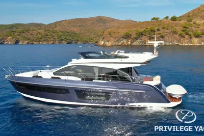 2021 Azimut 53