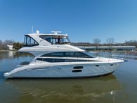 2012 Meridian 441 Sedan