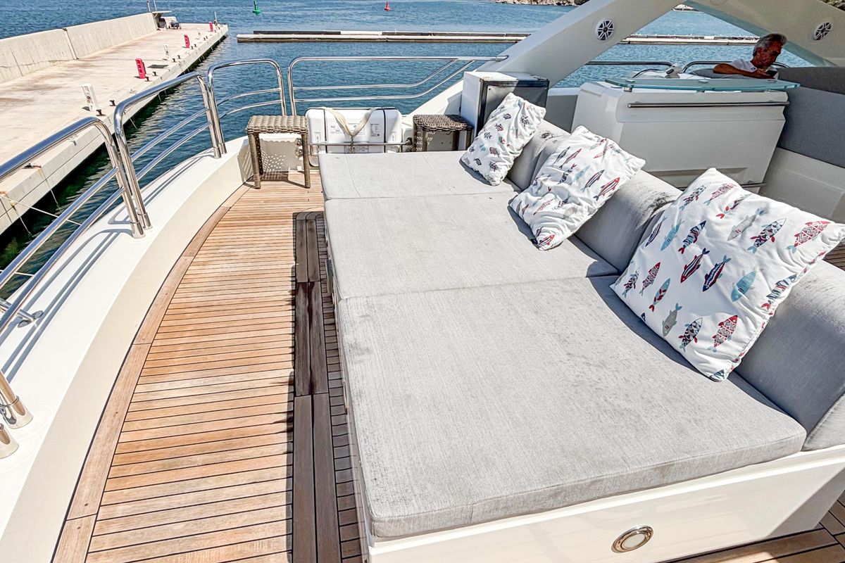 2010 Sunseeker 97 