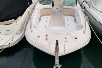 2008 Rinker Captiva 248