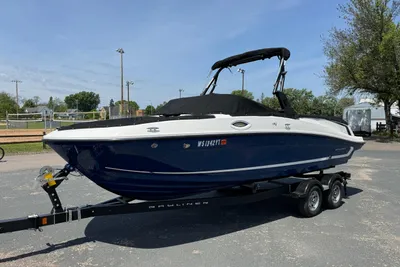 Bayliner VR6 Bowrider I/O