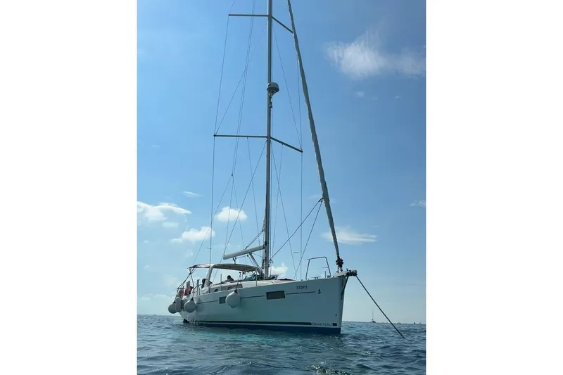 Mar III Yacht Photos Pics 2020 Beneteau Oceanis 41.1