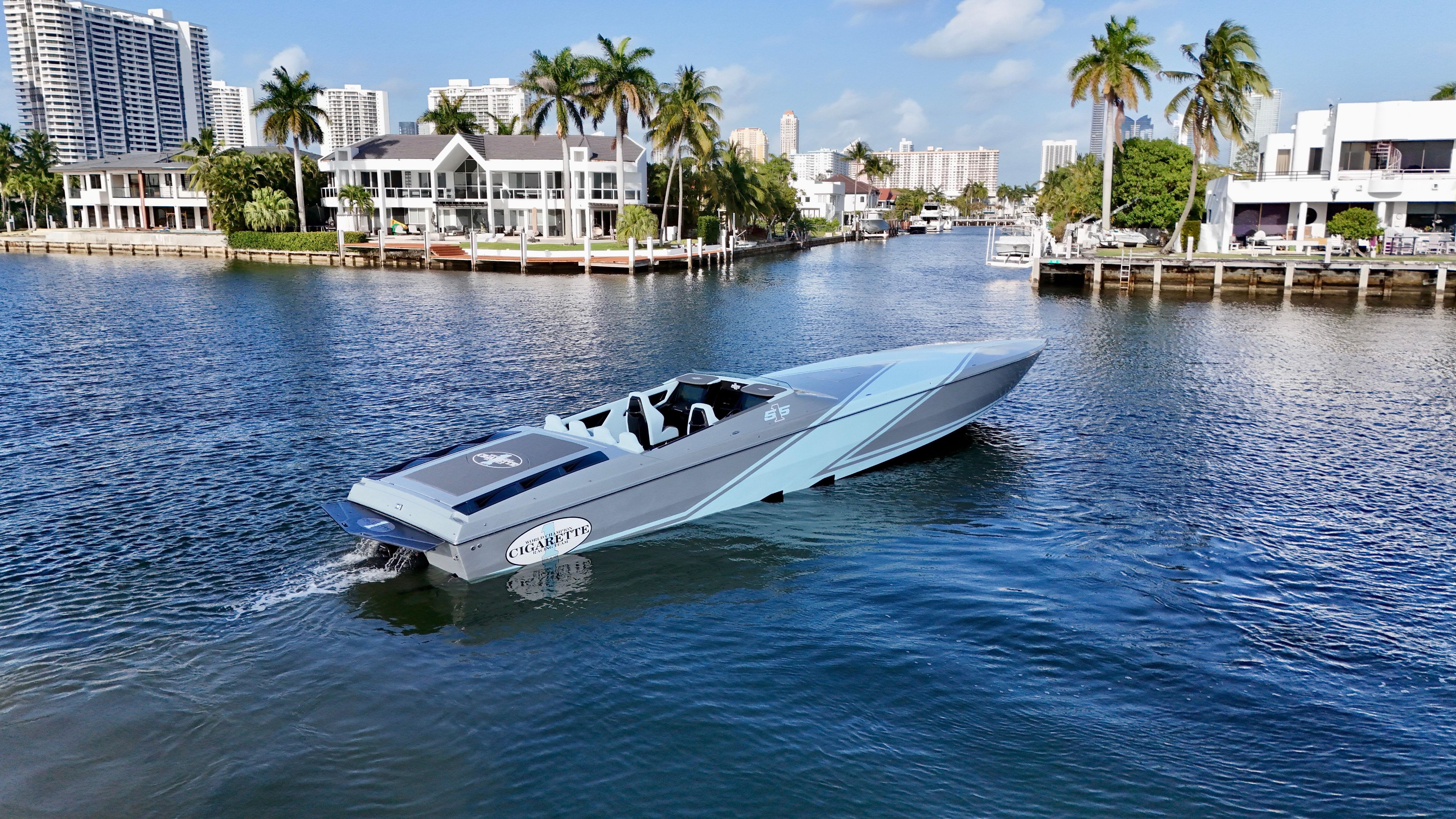Yacht
