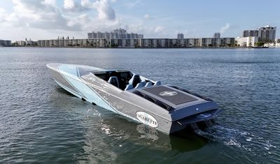 Yacht