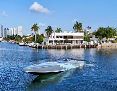Yacht