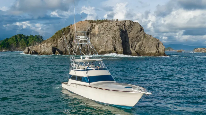 Crushing It Yacht Photos Pics 