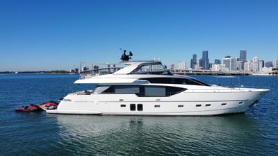 Yacht