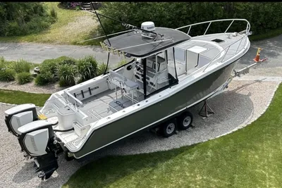 Mako 314 Cuddy