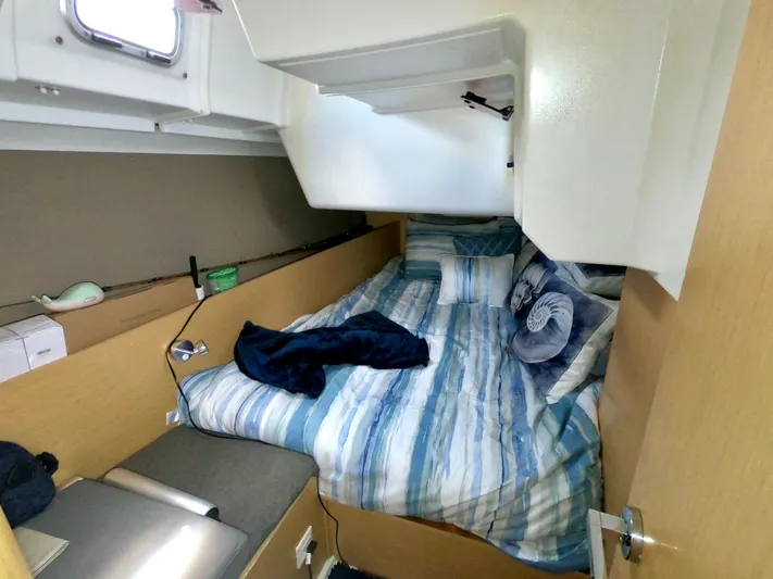 R & R Yacht Photos Pics 