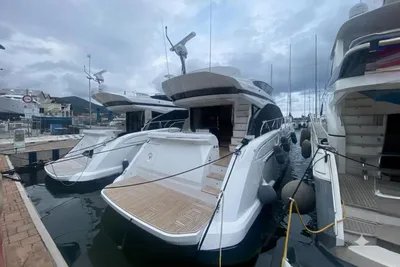 2023 Azimut Fly 53
