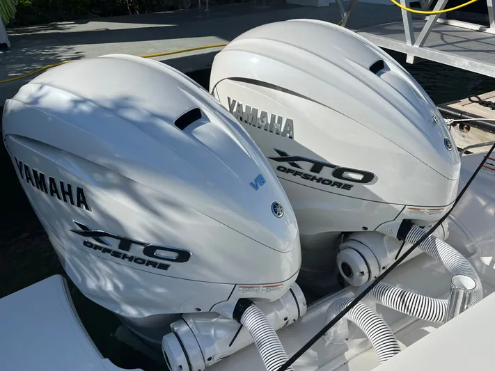  Yacht Photos Pics Twin Yamaha XTO Offshore engines on a 2024 Pursuit 358 SPORT boat.