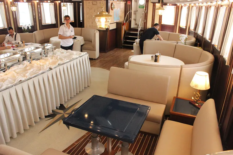 Running On Waves Yacht Photos Pics 