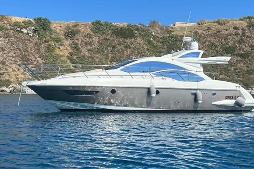 2008 Azimut 43 