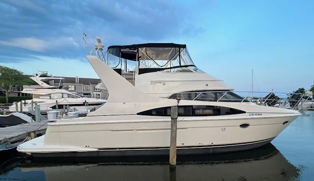 2004 Carver 420 Mariner Flybridge for sale - YachtWorld