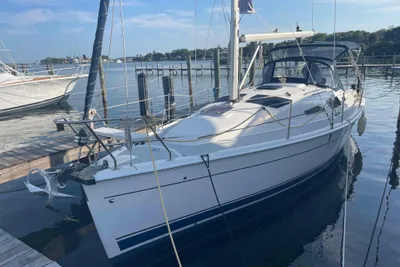 Hunter 33
