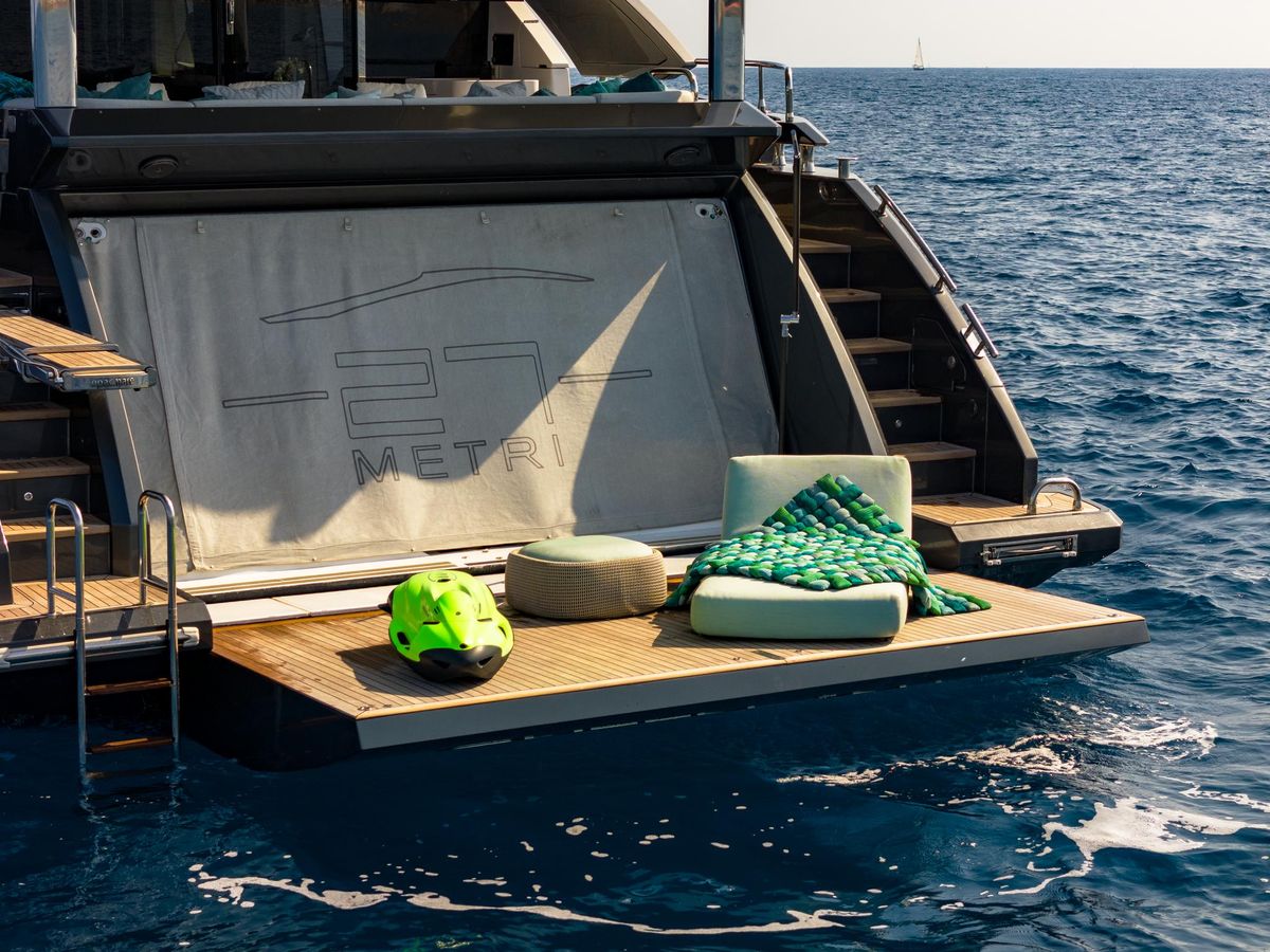 2019 Azimut 88 
