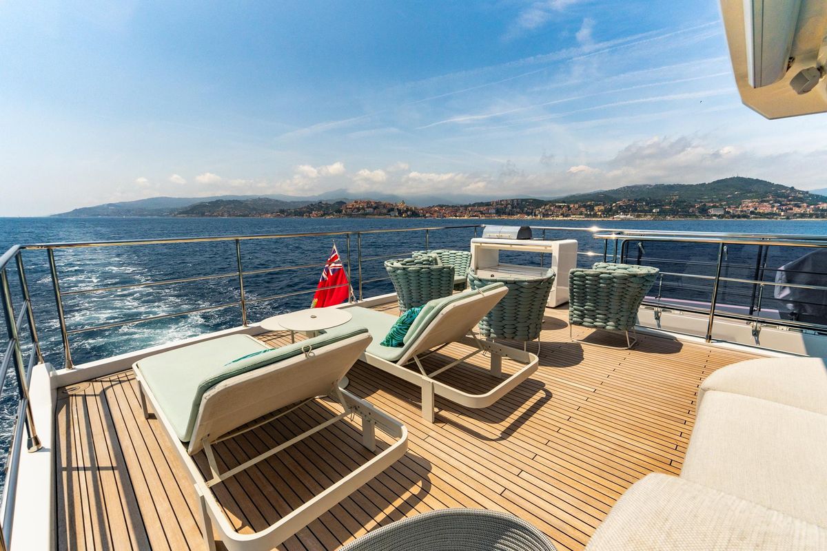 2019 Azimut 88 
