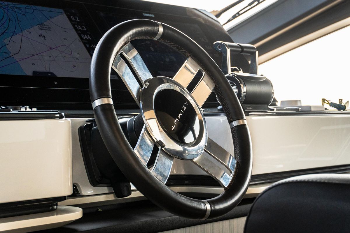 2019 Azimut 88 