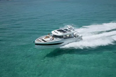 2025 Wellcraft 38 Explorer