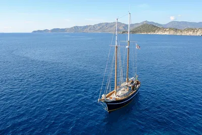 Custom Schooner 22 m