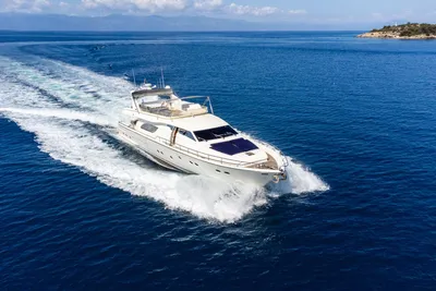 1999 Ferretti Yachts 80