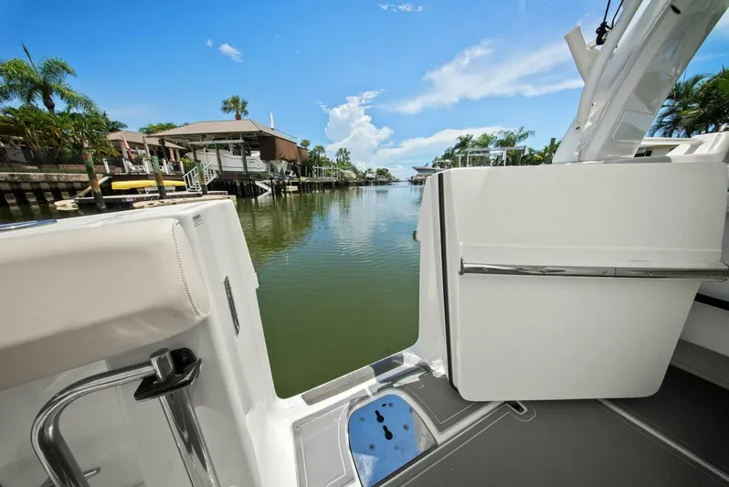 Margie Ann II Yacht Photos Pics 2018 Boston Whaler 42 Outrage W/ Tower - Image 40