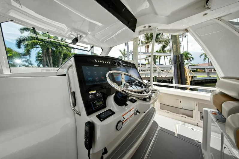 Margie Ann II Yacht Photos Pics 2018 Boston Whaler 42 Outrage W/ Tower - Image 26