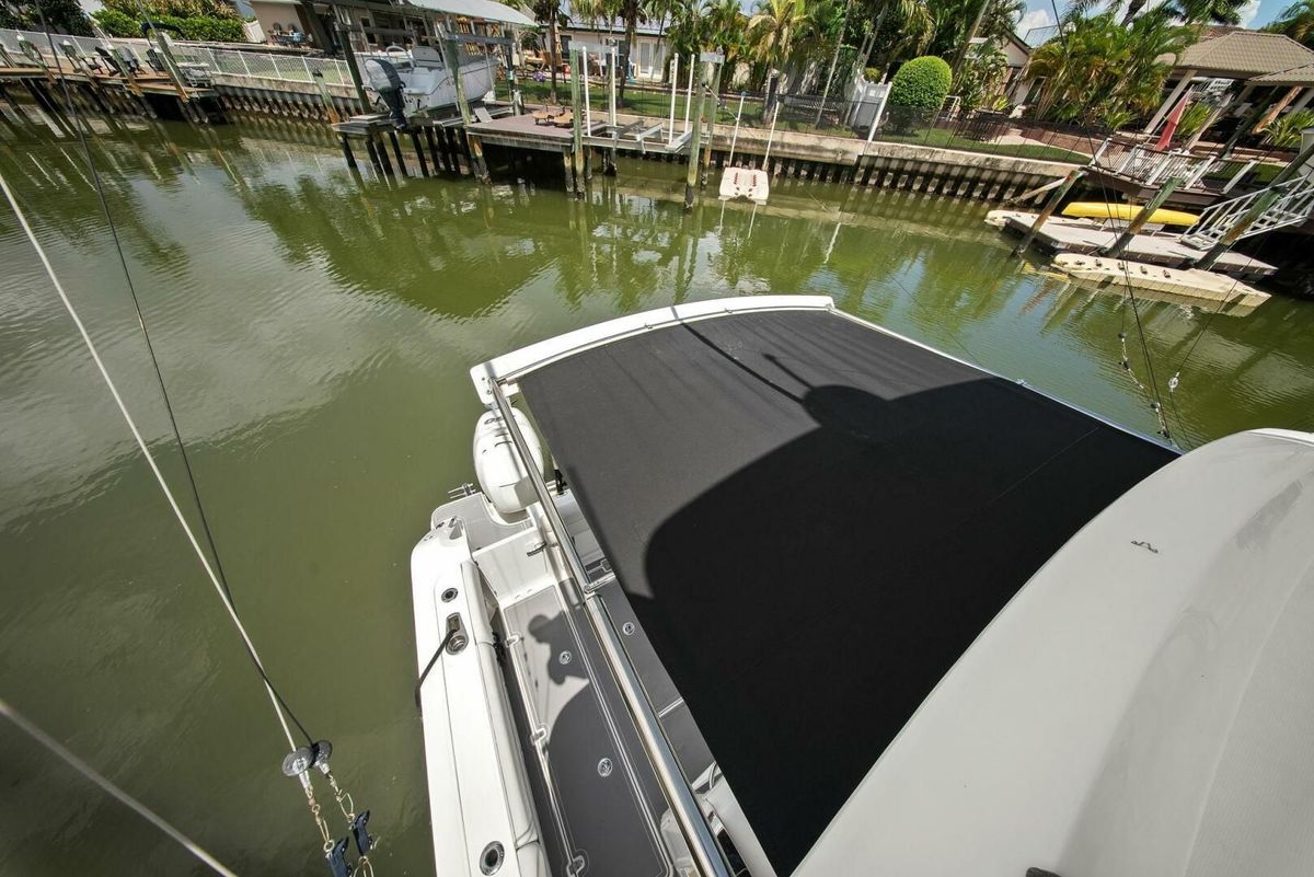 2018 Boston Whaler 42 