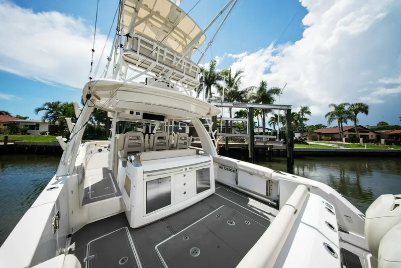 Margie Ann II Yacht Photos Pics 2018 Boston Whaler 42 Outrage W/ Tower - Image 33