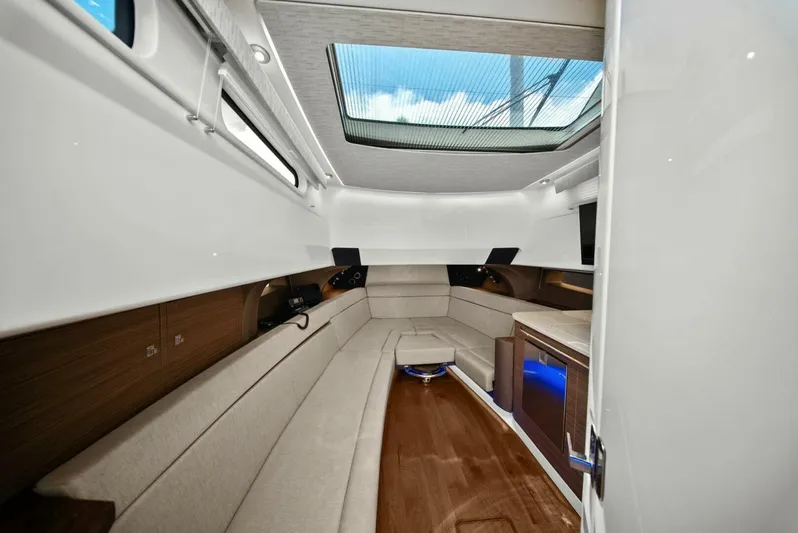 Margie Ann II Yacht Photos Pics 2018 Boston Whaler 42 Outrage W/ Tower - Image 21