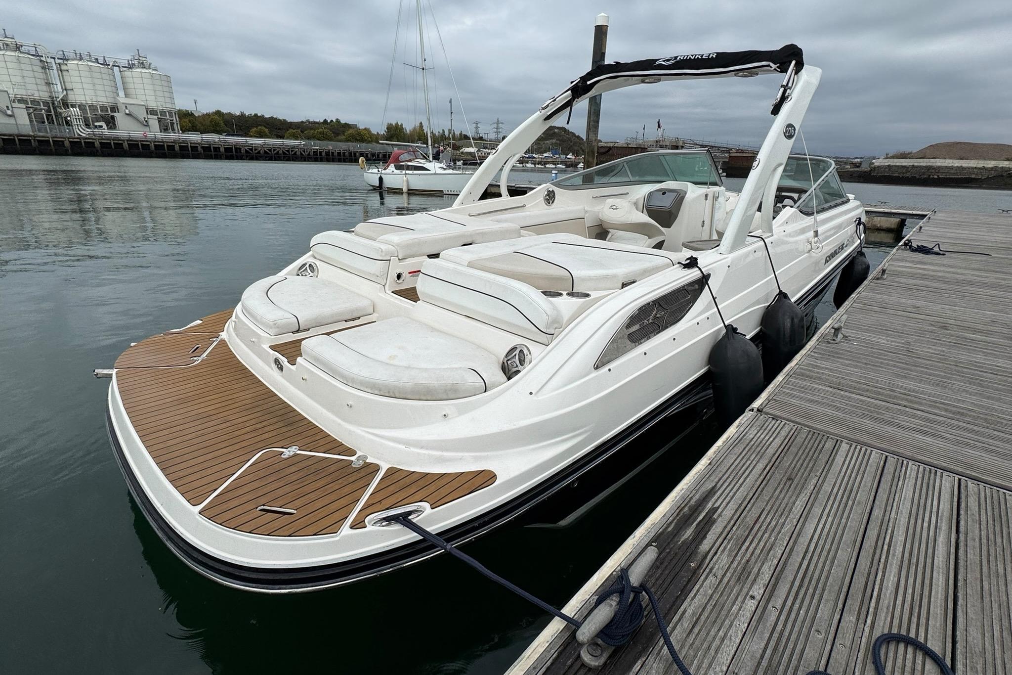 2009 Rinker 276 Captiva Bowrider