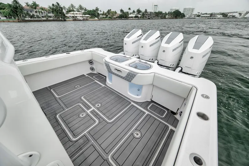 Looney Tune Yacht Photos Pics 