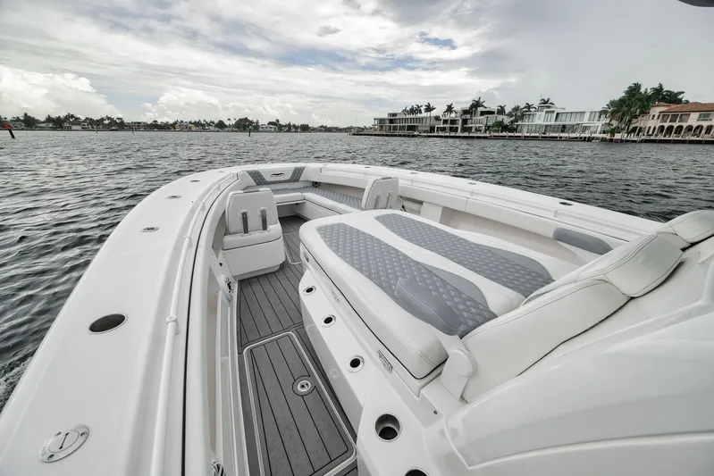 Looney Tune Yacht Photos Pics 