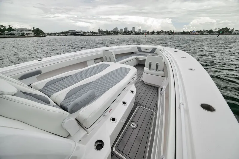 Looney Tune Yacht Photos Pics 