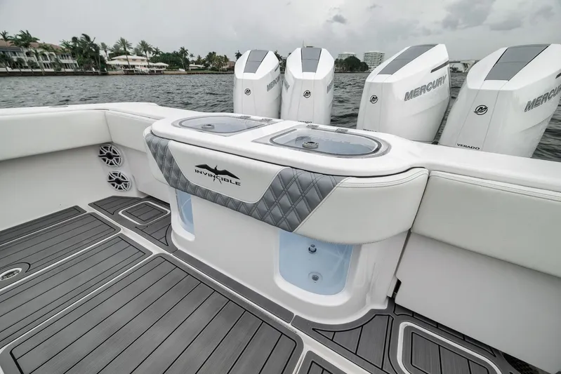 Looney Tune Yacht Photos Pics 