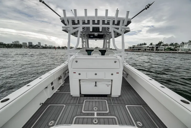 Looney Tune Yacht Photos Pics 