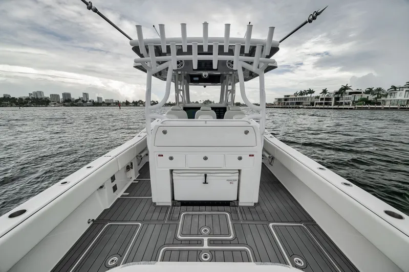 Looney Tune Yacht Photos Pics 