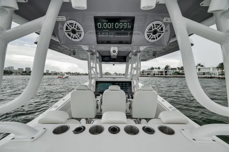 Looney Tune Yacht Photos Pics 