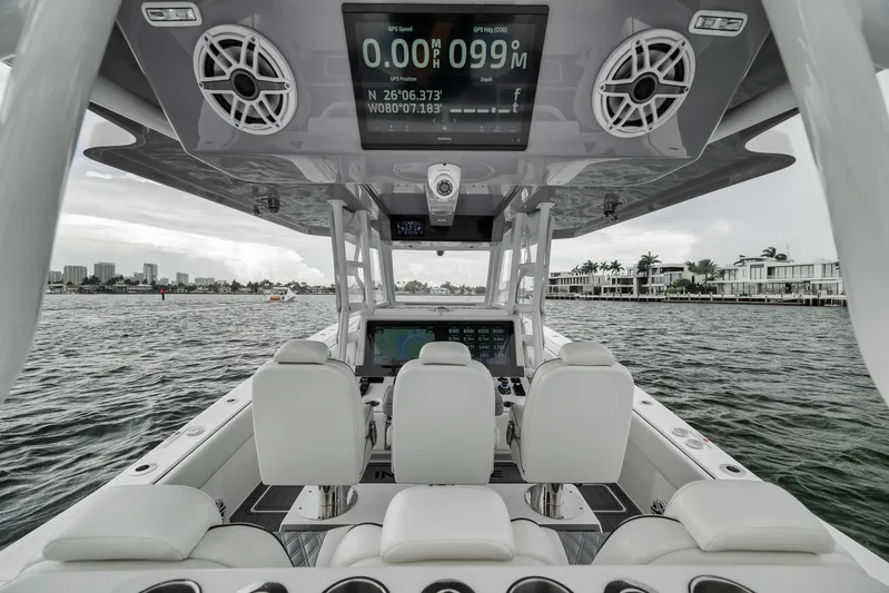 Looney Tune Yacht Photos Pics 