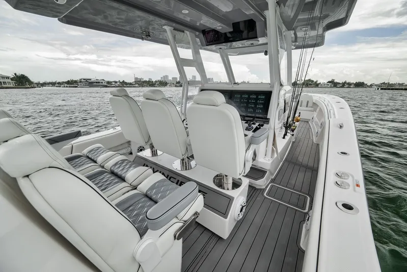 Looney Tune Yacht Photos Pics 