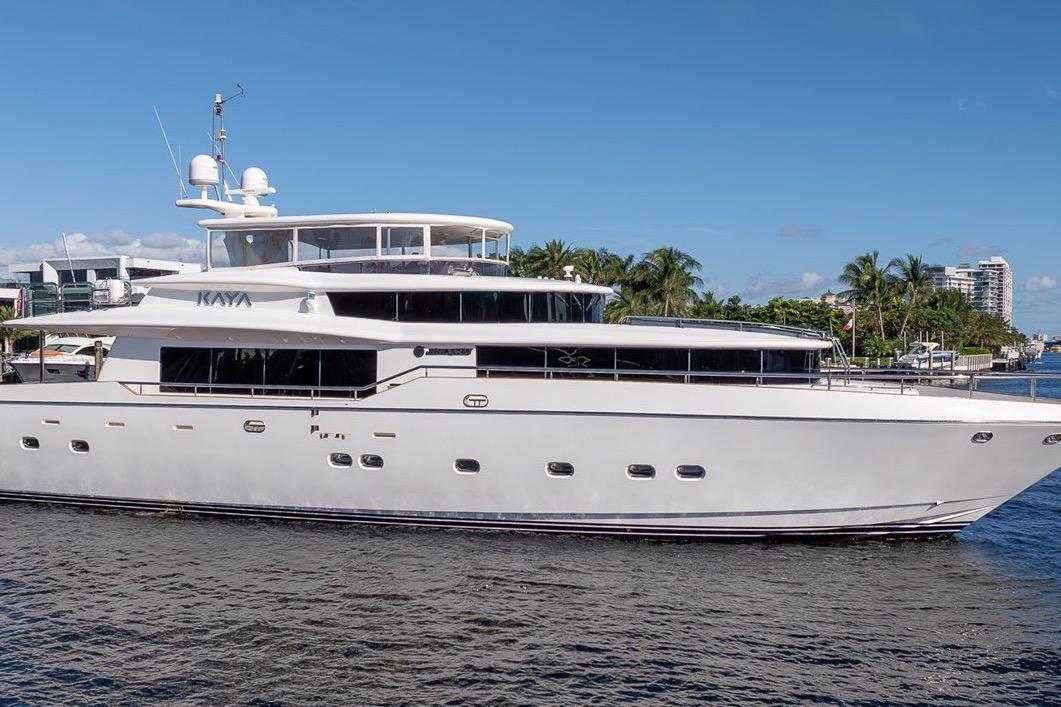 Johnson 87' Motor Yacht