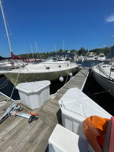  Yacht Photos Pics 2003 Mainship 34 Pilot