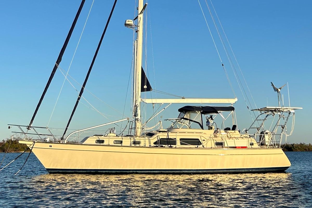 2005 Island Packet 45 