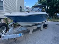 2021 Sea Ray SPX 190 OB