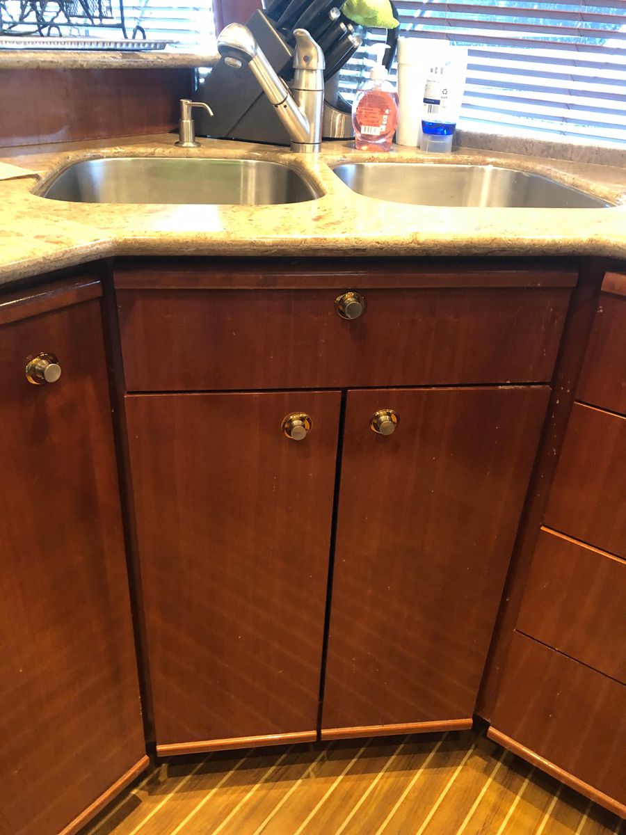 2007 Meridian 58 