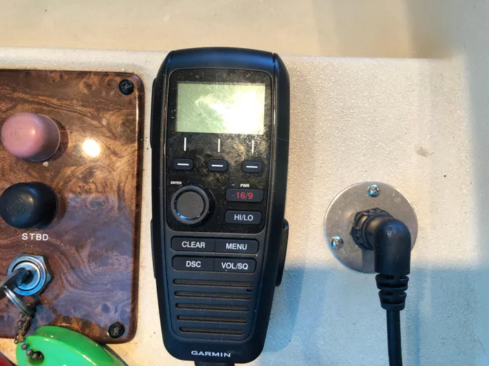 Deep Runner Yacht Photos Pics 