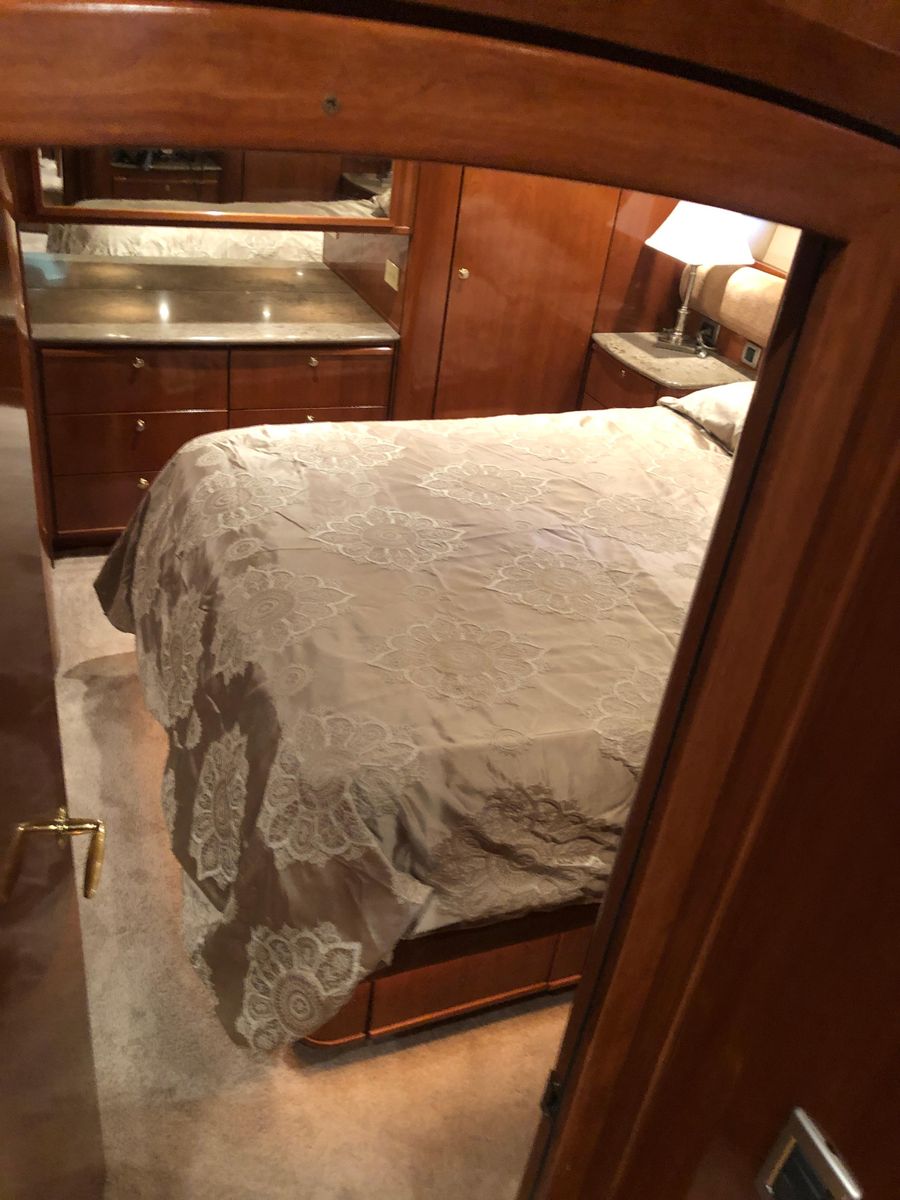 2007 Meridian 58 