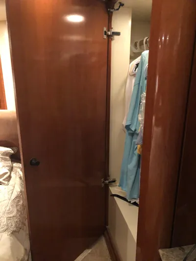 Deep Runner Yacht Photos Pics 